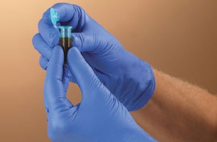 nitrile-exam-gloves